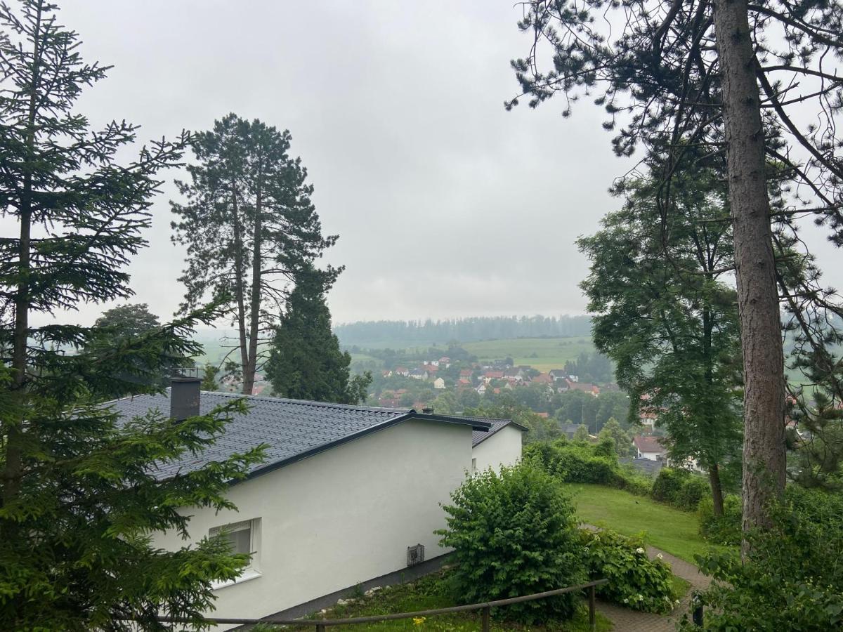 Traumhaftes Ferienhaus Husen Exterior foto